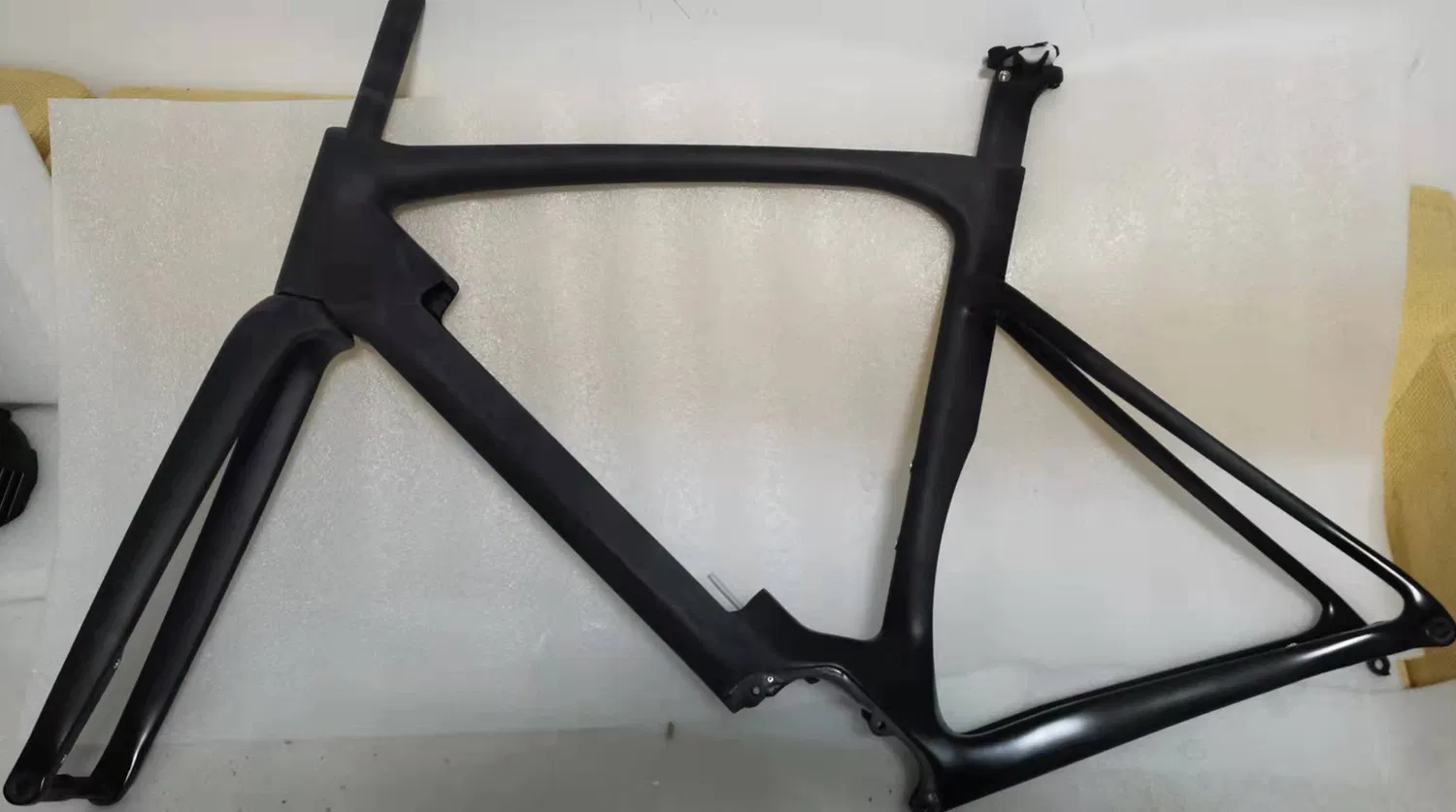 Electric Carbon Road Bike Bafang 700c Road E-Bike Frame